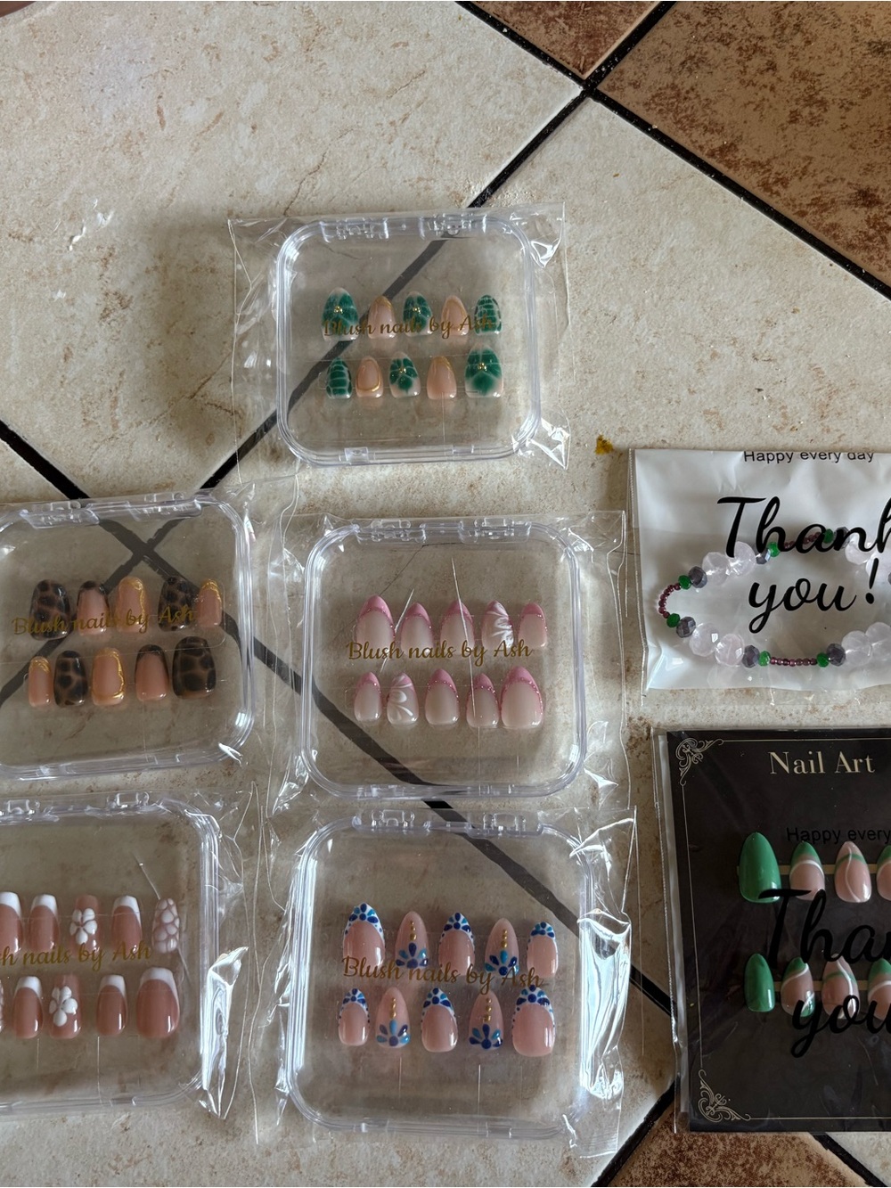 Press-On Nail Sets (Glue Not Included)